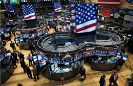 Chứng khoán toàn cầu rực đỏ vì Syria 