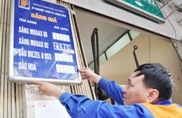 Kiên định điều hành giá xăng dầu theo thị trường