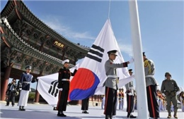 Triều Tiên lần đầu cho phép kéo cờ Hàn Quốc