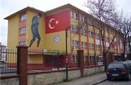 Thổ Nhĩ Kỳ cấm bán rượu gần trường học và đền thờ 