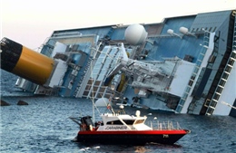 Italy bắt đầu trục vớt tàu Costa Concordia 