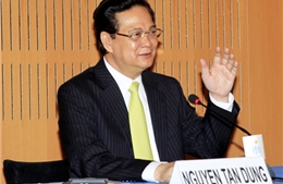 Thủ tướng Nguyễn Tấn Dũng đối thoại với các tập đoàn kinh tế Pháp 