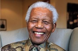 Cựu Tổng thống Mandela phục hồi sức khỏe tốt