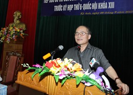 Chủ tịch Quốc hội tiếp xúc cử tri Hà Tĩnh 