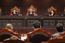 Chánh án tòa án Hiến pháp Indonesia bị bắt 