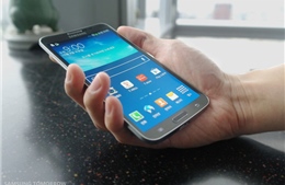 Samsung giới thiệu smartphone màn hình cong