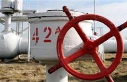 Ukraine dọa ngừng nhập khẩu gas của Nga