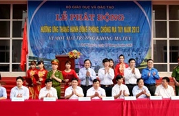 Ngành GD&ĐT ra quân hưởng ứng Tháng hành động PC ma túy năm 2013