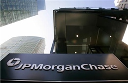 JPMorgan: Thương vụ thua lỗ 6 tỉ USD và án phạt 100 triệu USD