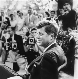 Tiết lộ động trời: Não của cố Tổng thống Kennedy bị em trai lấy cắp 