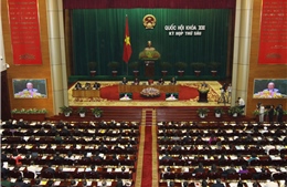 Quốc hội bàn các giải pháp phát triển kinh tế- xã hội 