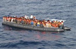 Libya cứu 84 người nhập cư trôi dạt trên biển