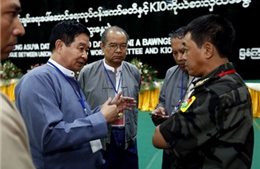 Các nhóm sắc tộc vũ trang Myanmar ký thỏa thuận hòa bình