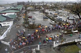 Quốc tế tăng cường hỗ trợ Philippines hậu bão Haiyan