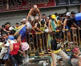 Quân đội Philippines bắn chết phiến quân cướp hàng cứu trợ
