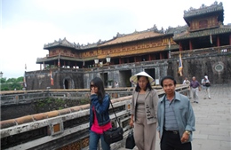 Cần khai thác thế mạnh du lịch tâm linh ở Huế 