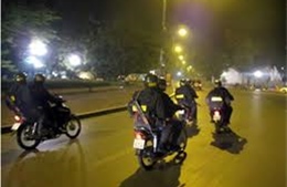 Giả danh công an, dùng roi điện để cướp