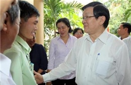 Chủ tịch nước tiếp xúc cử tri thành phố Hồ Chí Minh