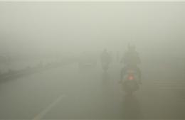 Sương mù xuất hiện dày đặc tại Thành phố Hồ Chí Minh 