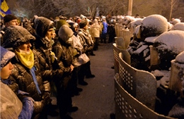 Người Ukraine biểu tình dưới cái lạnh âm độ