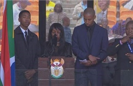 Bê bối phiên dịch &#39;giả mạo&#39; trong lễ tang ông Mandela