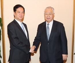 Thủ tướng Nguyễn Tấn Dũng tiếp Chủ tịch Liên đoàn Kinh tế Nhật