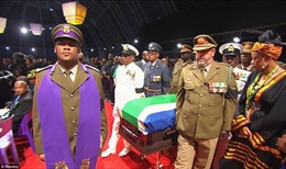 Nam Phi chôn cất Nelson Mandela trong tim mình
