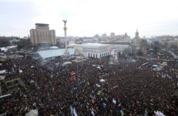 Đảng cầm quyền Ukraine yêu cầu thay 90% nội các