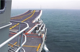Trung Quốc giải thích vụ tàu chiến suýt đụng chiến hạm Mỹ