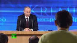 Ông Putin họp báo marathon với hơn 1.000 nhà báo