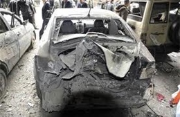 Đánh bom xe đẫm máu gần trường học Syria
