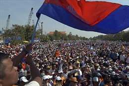 Phe đối lập Campuchia tạm ngừng biểu tình