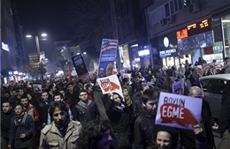 Thổ Nhĩ Kỳ thiệt hại trăm tỷ USD do khủng hoảng