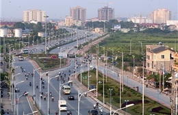 Bát nháo giao thông ở cầu Vĩnh Tuy