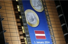 Latvia trở thành thành viên thứ 18 của Eurozone