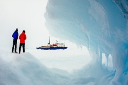 Thời tiết xấu cản trở giải cứu tàu kẹt ở Nam cực 