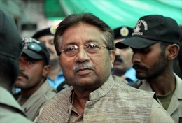 Cựu Tổng thống Pakistan Musharraf nhập viện trên đường ra tòa 