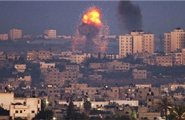 Quân đội Israel không kích Dải Gaza 
