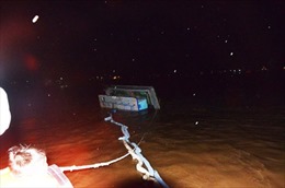 Cứu sống 13 thuyền viên gặp nạn tại Trà Vinh 