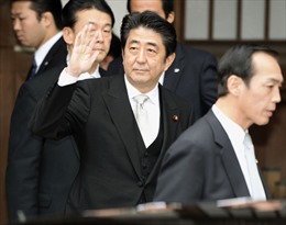 Trung Quốc kêu gọi LHQ &#39;cảnh báo&#39; toàn cầu với Thủ tướng Abe