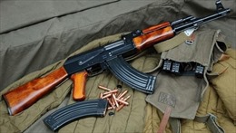 Nga sẽ bán cho Mỹ 200.000 khẩu AK-47 mỗi năm