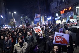 Thổ Nhĩ Kỳ cách chức hàng chục lãnh đạo truyền thông và ngân hàng