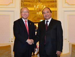 Phó Thủ tướng Nguyễn Xuân Phúc hội đàm với Phó Thủ tướng Hyun Oh-Seok