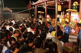 Tưng bừng lễ hội chùa Phật Tích
