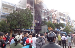 Đà Nẵng: Hỏa hoạn thiêu rụi cửa hàng đồ điện