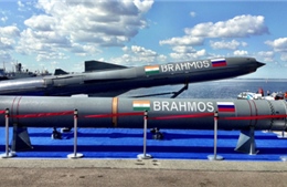Lần đầu tiên tiết lộ kết cấu của tên lửa mới BrahMos