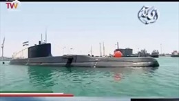 Lần đầu tiên lộ diện tàu ngầm mới của Iran