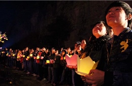 200 đôi tình nhân ước nguyện cầu duyên dưới thác Bảy tầng, Lâm Đồng 