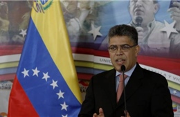 Venezuela trục xuất ba nhà ngoại giao Mỹ 