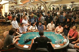 Cân nhắc kỹ cho phép người Việt vào chơi casino